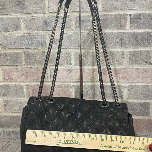 Simply Vera Vera Wang Elegant Black Diamond Pattern Shoulder Bag - Picture 4 of 12
